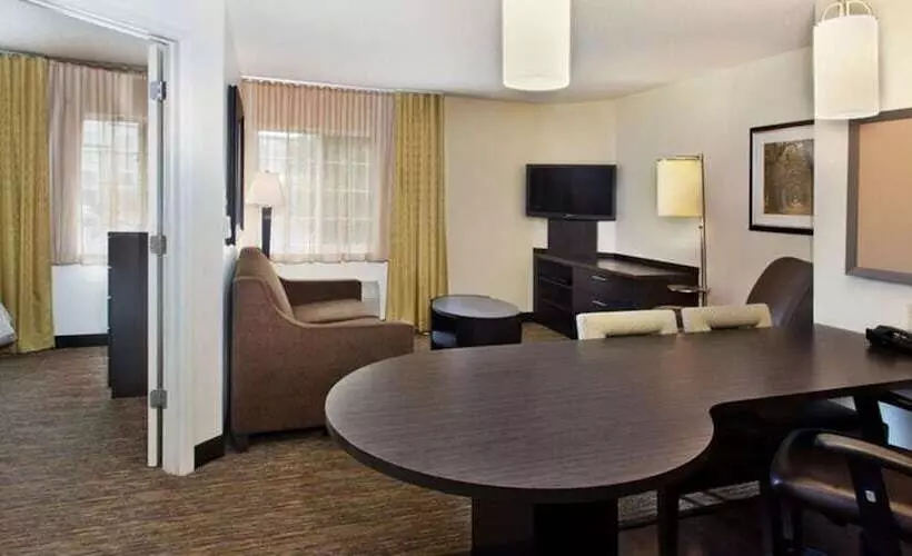 キングサイズベッドのスイートルーム, Candlewood Suites   East Syracuse   Carrier Circle, An Ihg