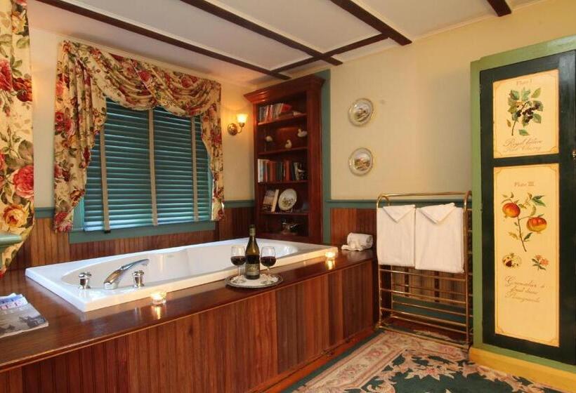 Номер Superior Кровать Кинг, Captain's House Inn