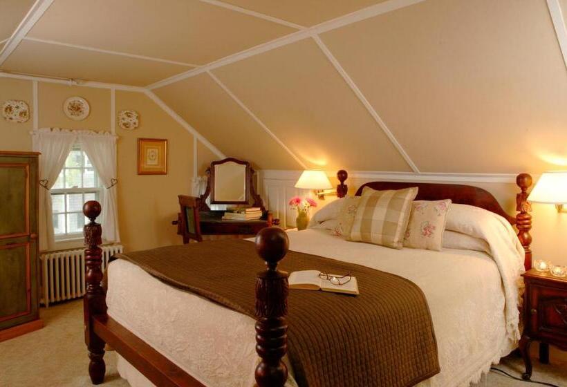 Люкс Кровать Квин, Captain's House Inn