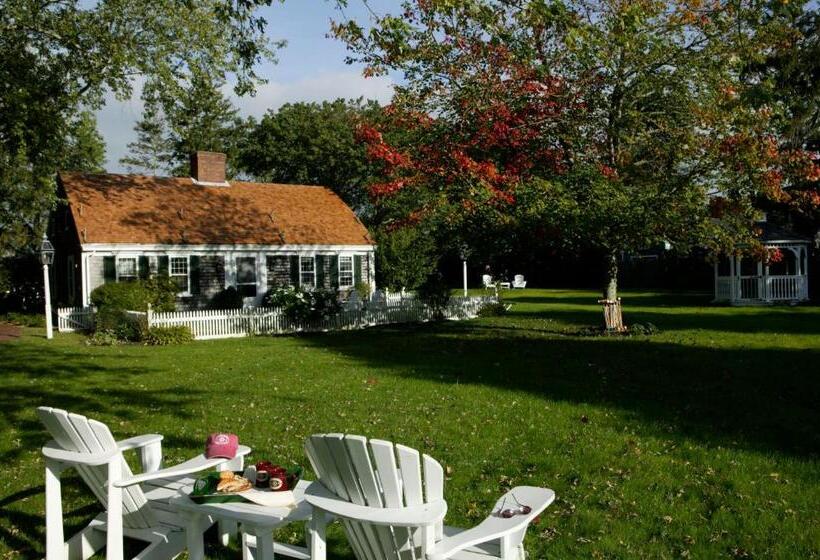 Хижина Deluxe, Captain's House Inn