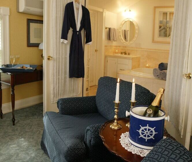 スーペリアースイート, Captain's House Inn