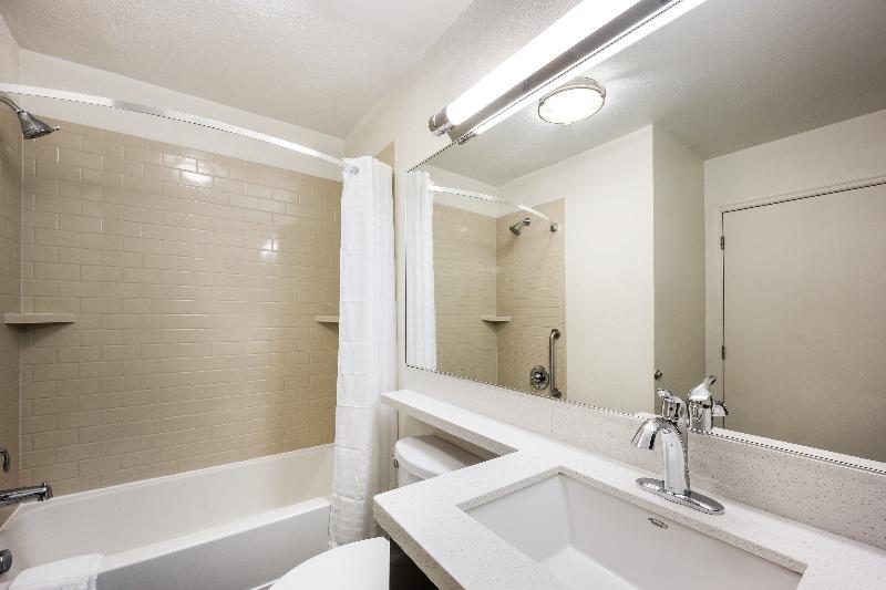 סוויטה, Sonesta Simply Suites Phoenix Glendale