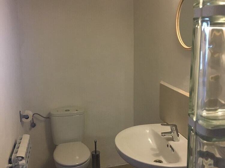 标准间, Villa Mélusine