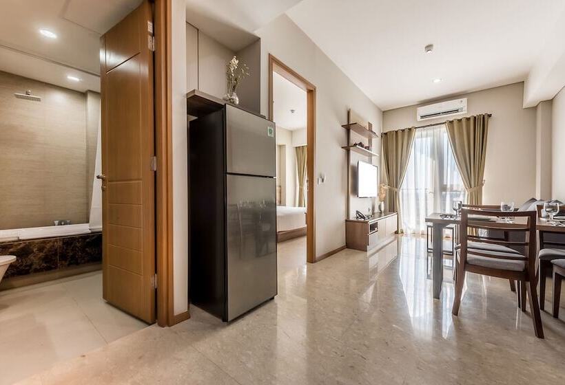 Апартаменты 1 Спальня Вид на Город, Grande Valore Hotel Cikarang