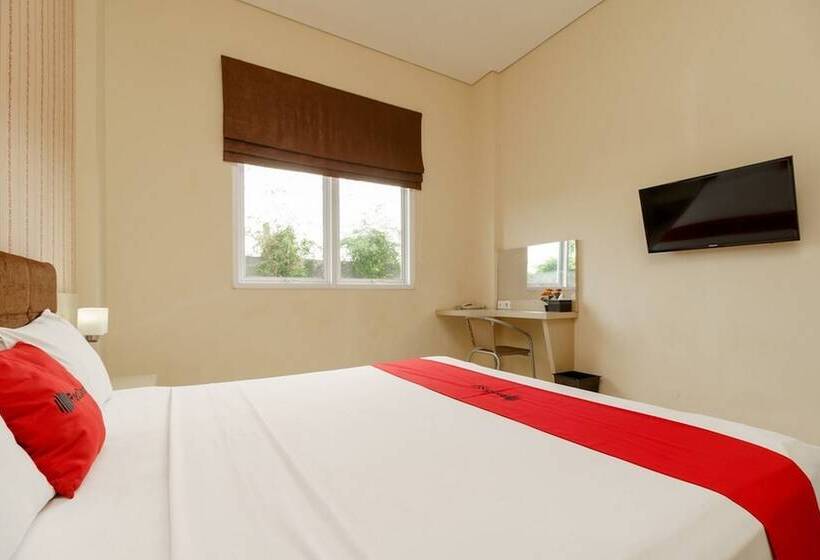 エコノミールーム, Reddoorz Plus Near Sangkareang Park