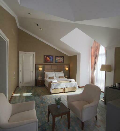 سوییت, Saat Meydani Nakhchivan