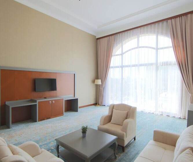 اتاق استاندارد, Saat Meydani Nakhchivan