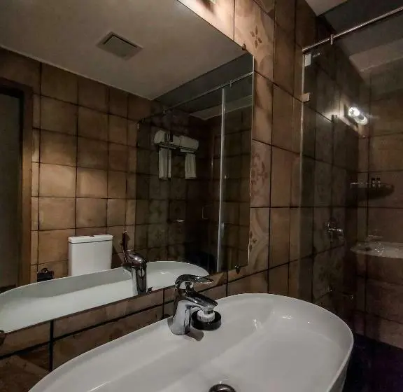 Deluxe-huone, The Summer House, Pachmarhi   Am Hotel Kollection