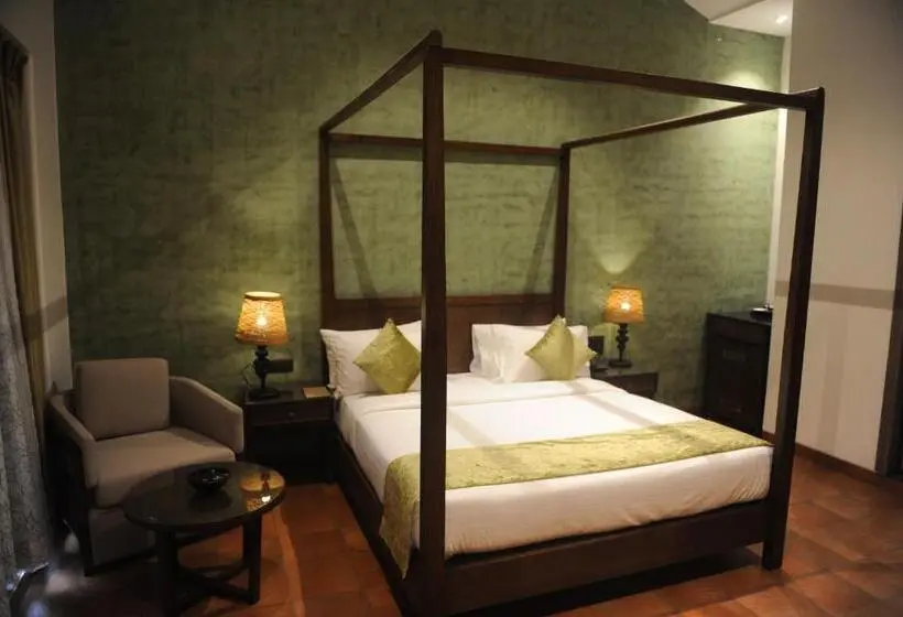 Standard-huone Sisäpuolella, The Summer House, Pachmarhi   Am Hotel Kollection