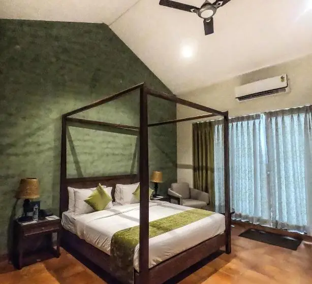 Standard-huone Sisäpuolella, The Summer House, Pachmarhi   Am Hotel Kollection