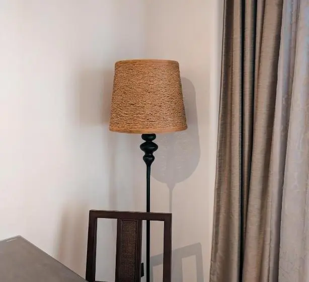 Standard-huone Sisäpuolella, The Summer House, Pachmarhi   Am Hotel Kollection