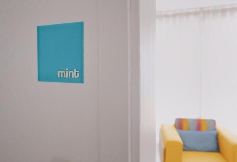 غرفة قياسية مزوَّدة بشُرفة, Bono Hotel Old Town