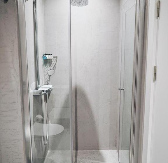 غرفة قياسية مزوَّدة بشُرفة, Bono Hotel Old Town