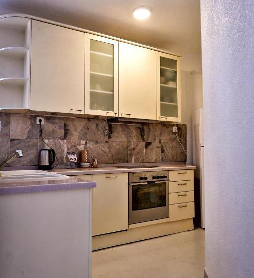 جناح دوبلكس, Bono Hotel Old Town