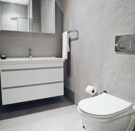 Номер Стандарт с Балконом, Bono Hotel Old Town