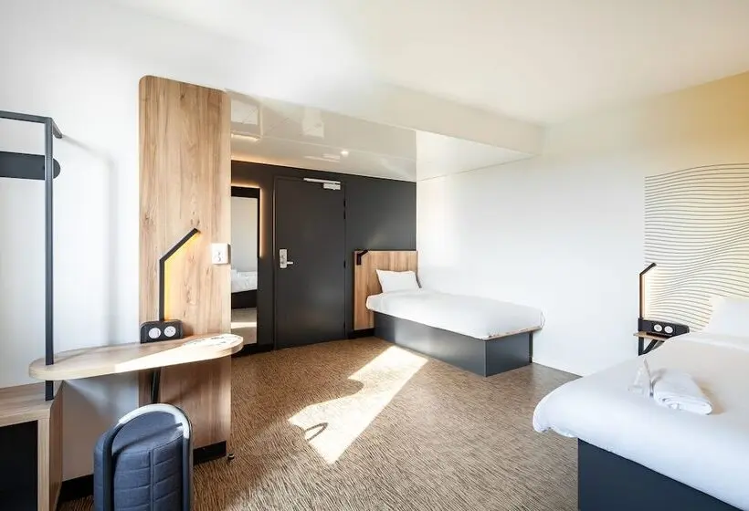 スタンダード4人部屋, B&b Hotel Igny Palaiseau