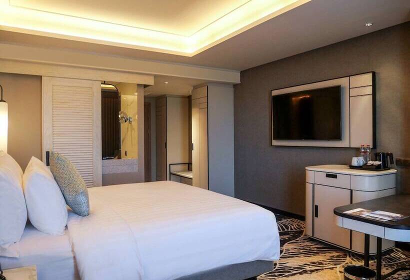 高级大房间, Movenpick Surabaya City