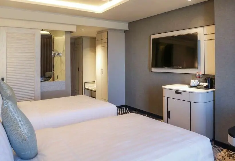 スーペリアールーム, Movenpick Surabaya City