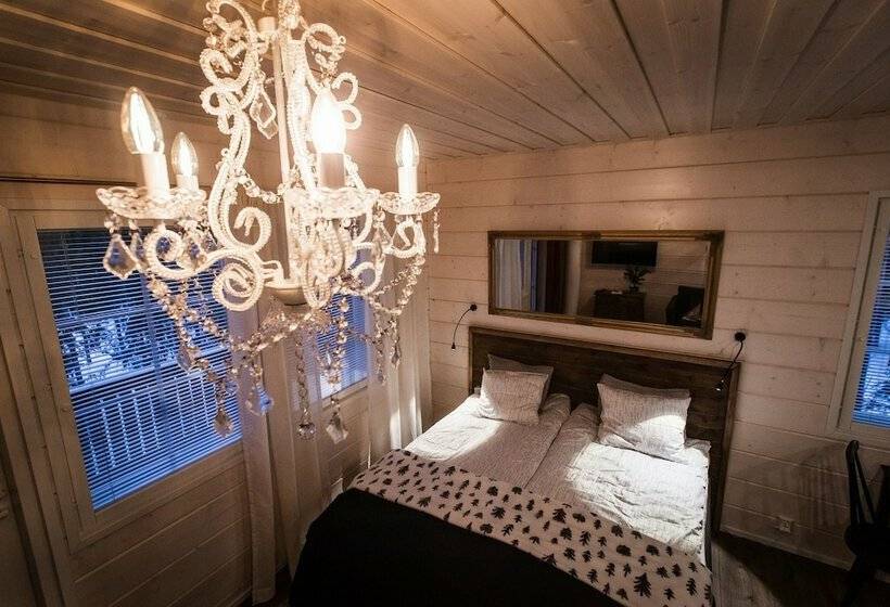 سوییت لوکس, Villa Happy Fox