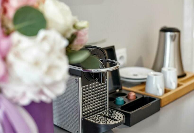 수피리어 룸 도시 전망, Golden Key Boutique