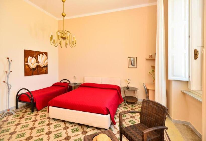 Triple Room Sea View, Balcone Su Otranto