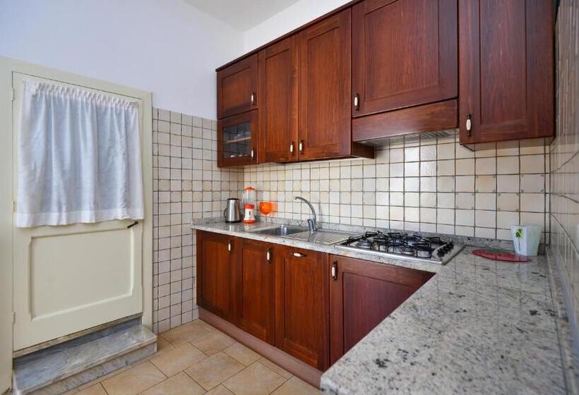 חדר סטנדרט לשלושה עם טרסה, Balcone Su Otranto