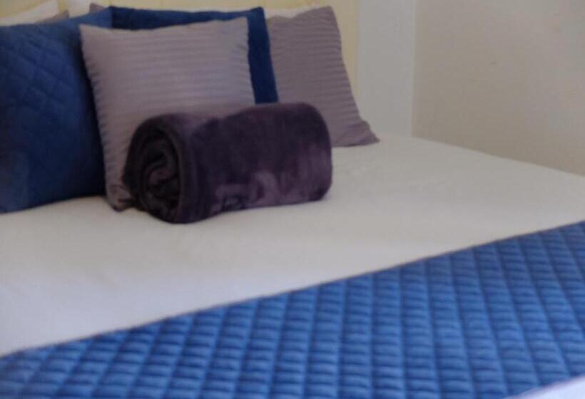 جناح مزوَّد بشرفة, Estancia Real