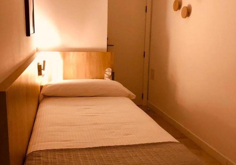 Номер Стандарт Индивидуальный, Victori