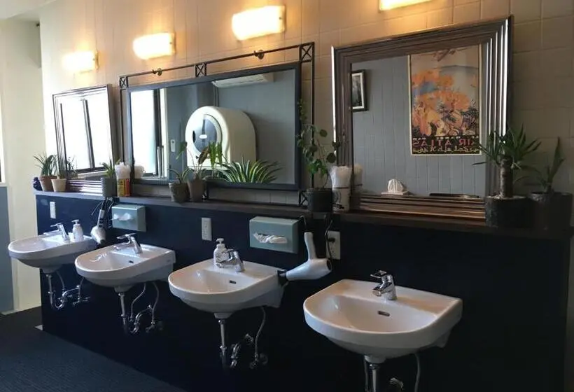 スタンダードルーム, Django Hostel & Lounge