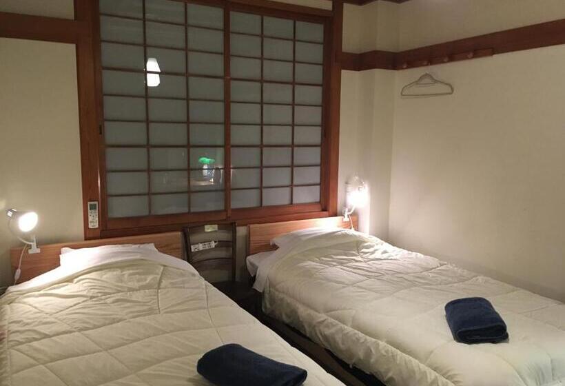 标准间, Django Hostel & Lounge