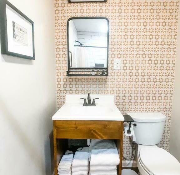 豪华房间, Stonewall Motor Lodge