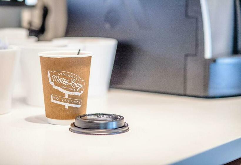 豪华房间, Stonewall Motor Lodge