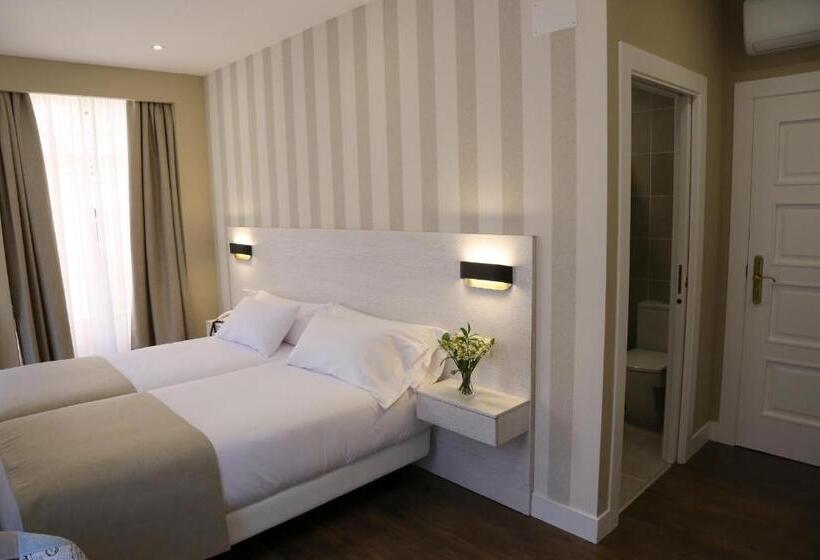 غرفة سوبيريور, Vía Xix