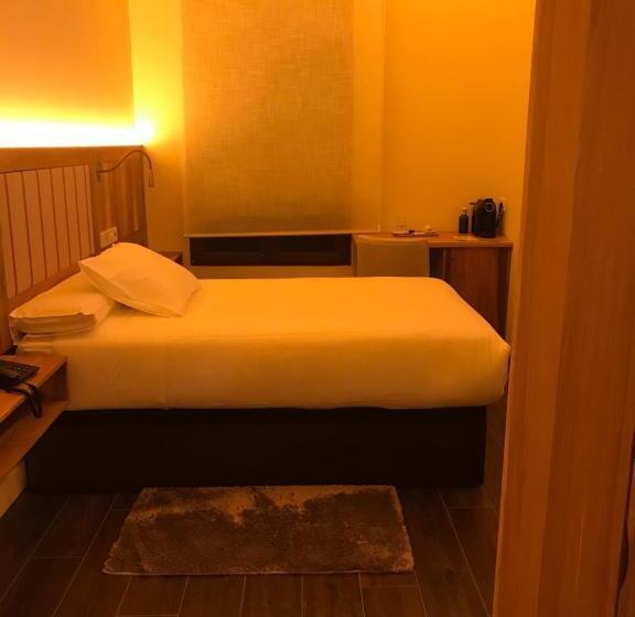 اتاق استاندارد یک نفره, Camarote