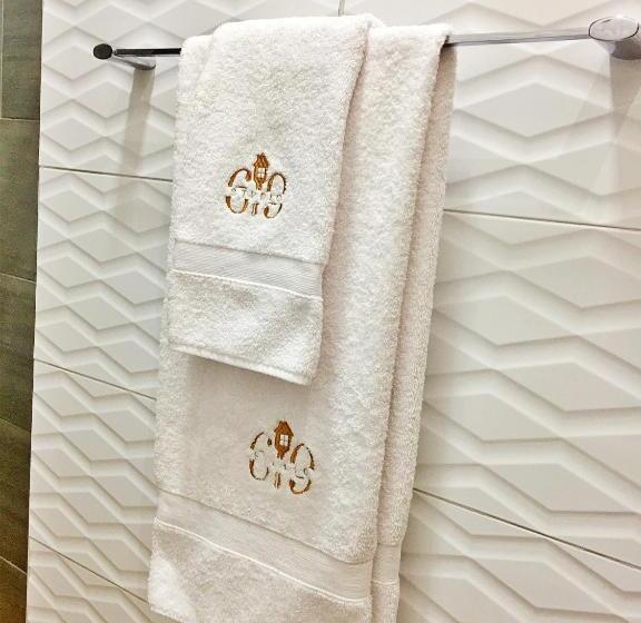 اتاق استاندارد, Studio 69 Apart