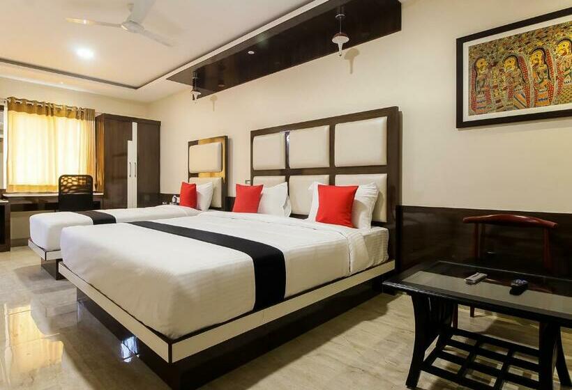 디럭스 트리플 룸, Stm Palace