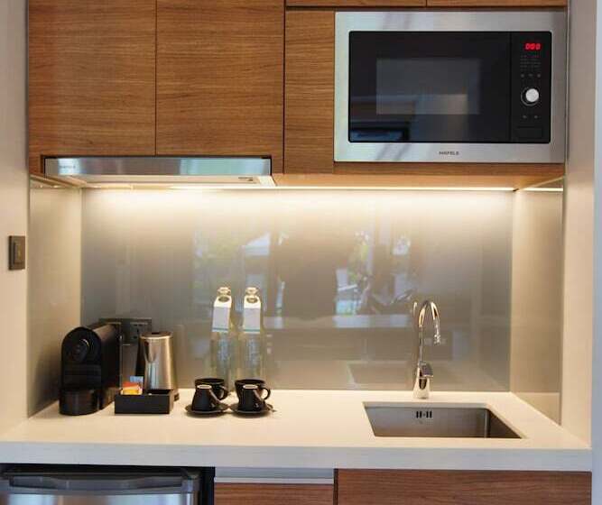 プールビュースイート, Stay Wellbeing & Lifestyle Resort