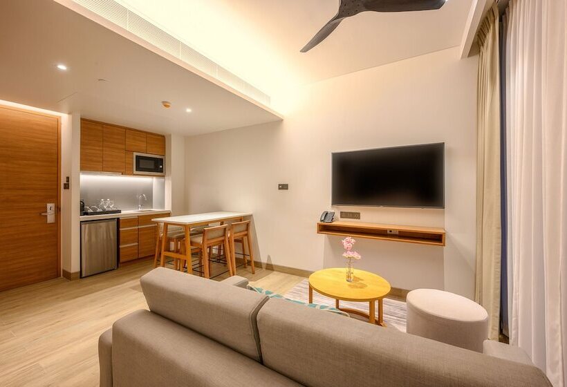 プールビュースイート, Stay Wellbeing & Lifestyle Resort