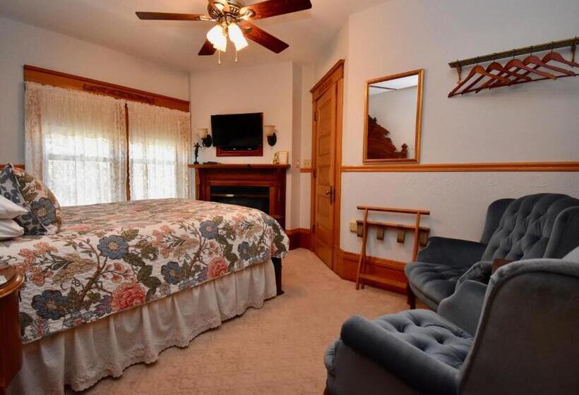 Номер Стандарт, The Scofield House B&b