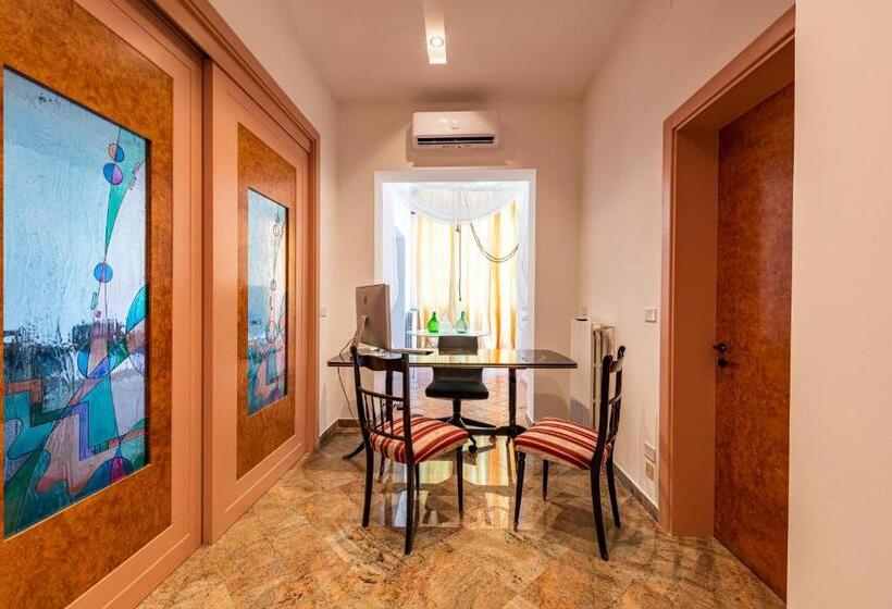 חדר דלוקס נוף לעיר, Sinestesia