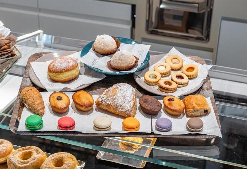 חדר סופריור נוף לעיר, Sinestesia