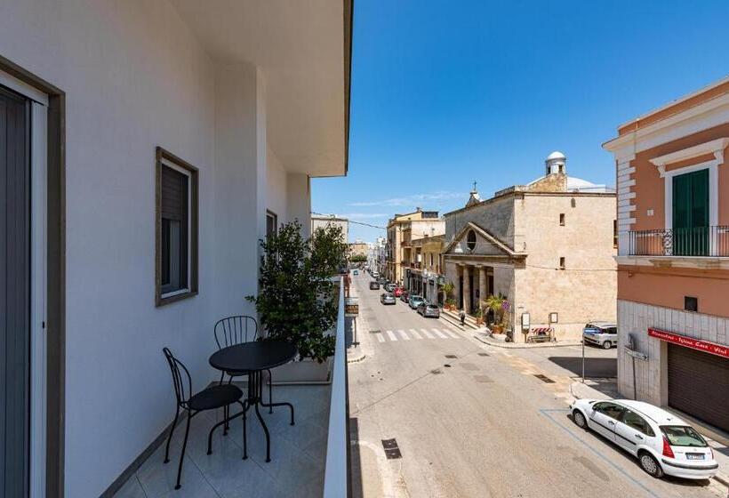 חדר סופריור נוף לעיר, Sinestesia