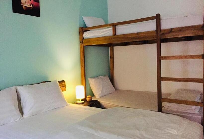 بنگله خانوادگی, Langchia Home