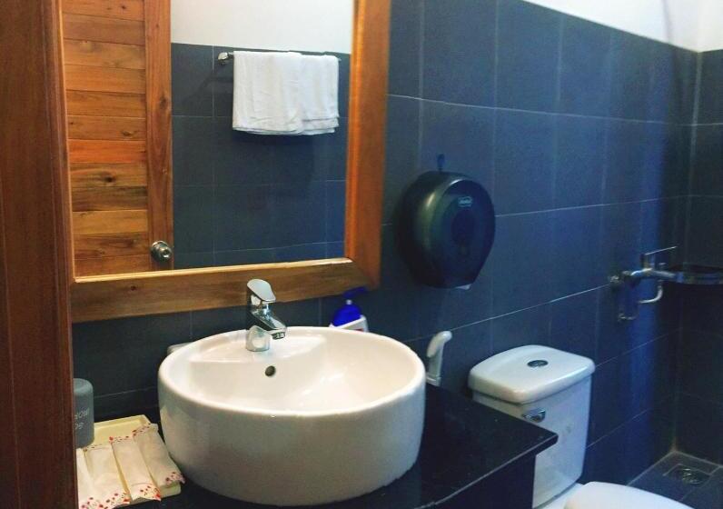 بنگله خانوادگی, Langchia Home