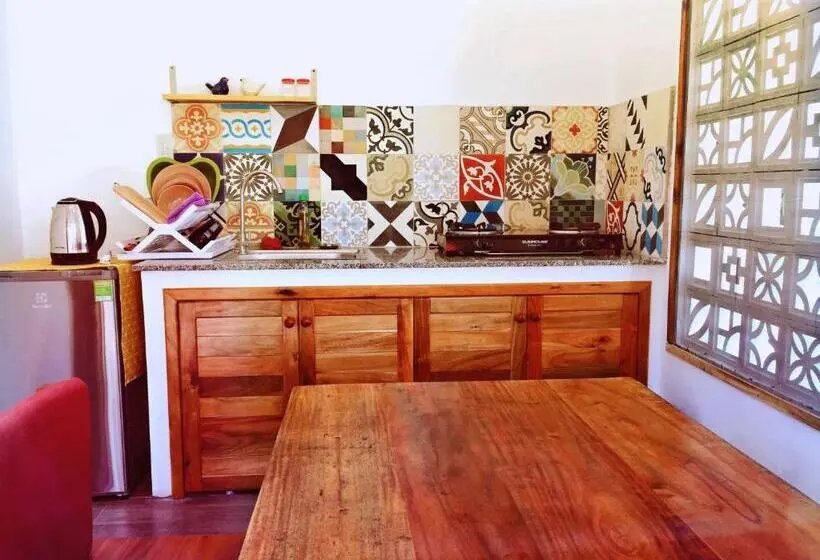 بانگلوی استاندارد, Langchia Home