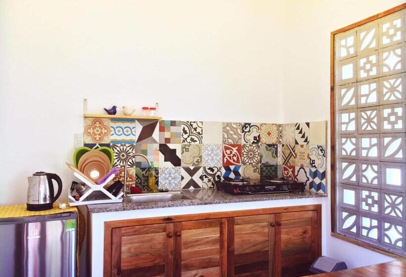 بانگلوی استاندارد, Langchia Home