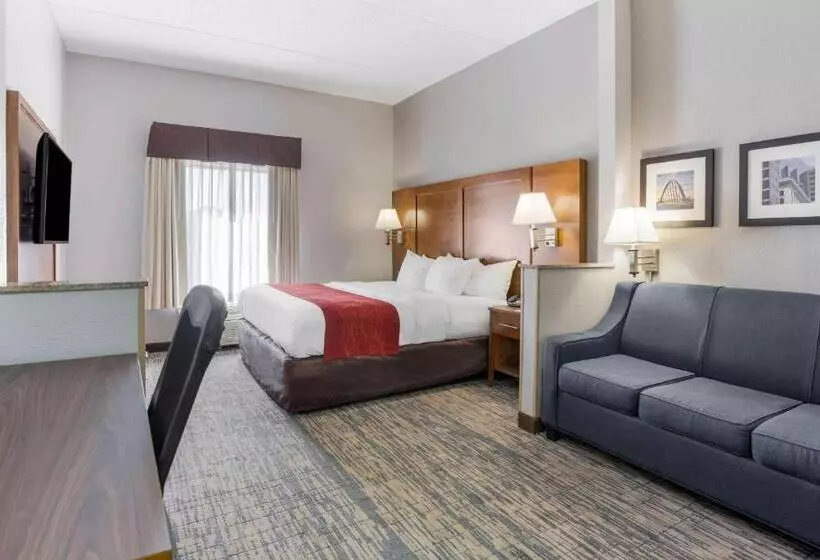 キングサイズベッドのスイートルーム, Comfort Inn Grove City  Columbus South