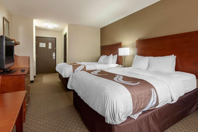 Четырехместный Номер Стандарт, Quality Inn Hays I70