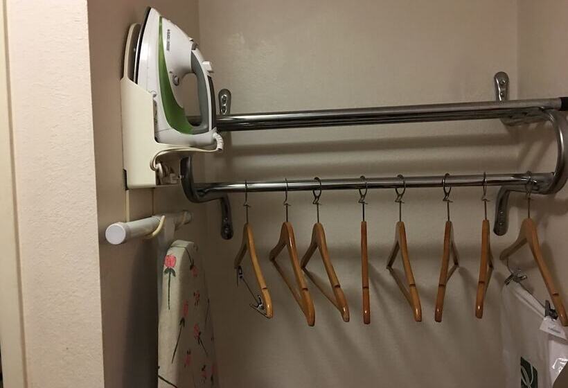 스탠다드 룸 더블 침대 2개, Quality Inn I94 Near Wings Stadium