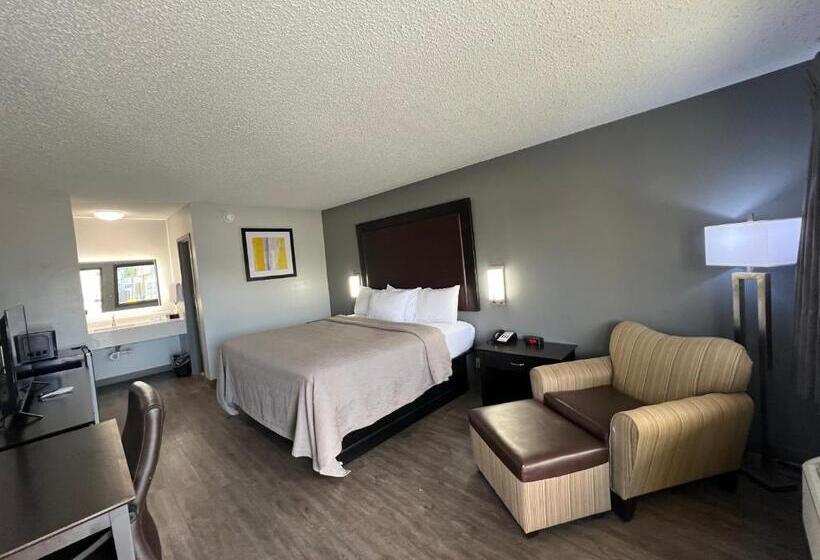 스탠다드 룸 킹사이즈 침대, Quality Inn